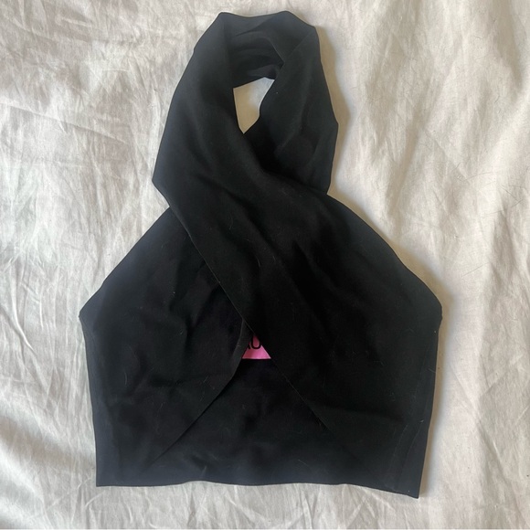 Gauge81 Black Valencia Wrap Crop Top - Picture 3 of 5